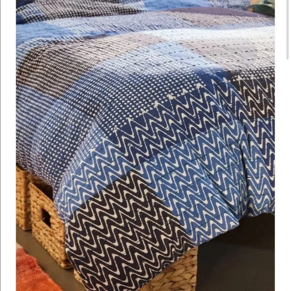 New Urban Outfitters Noa Duvet Cover